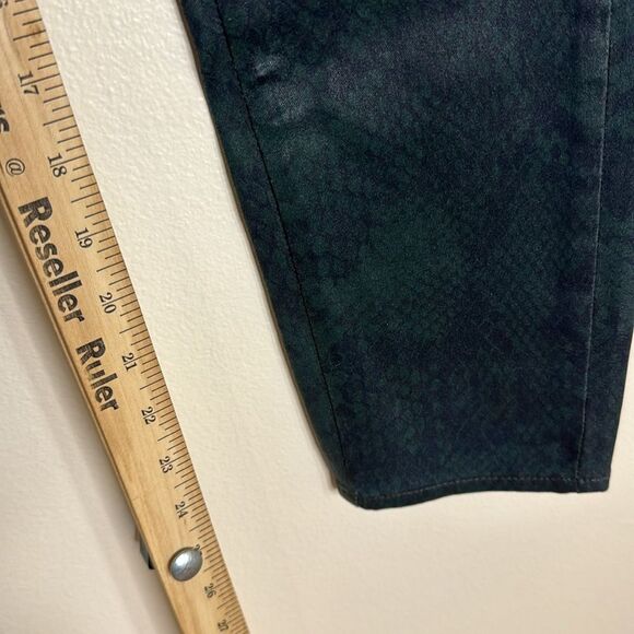 7 For All Mankind High-Waist Ankle Skinny Coated Green Python jeans SZ 28 NWOT - Picture 9 of 14